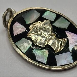 VTG Sterling Silver Unique Oval Black & Abalone Pendant Lady Liberty Head
